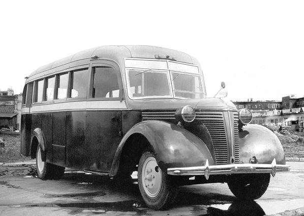 Фото: Автотранспорт советского времени.