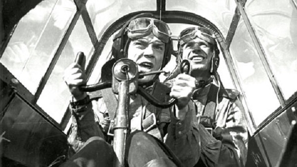 Фото: Кадр из фильма Хроника пикирующего бомбардировщика, 1967 год