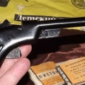 Личное оружие с пистонами у советских мальчишек