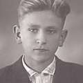 Будущий министр внутренних дел СССР Борис Пуго в юности