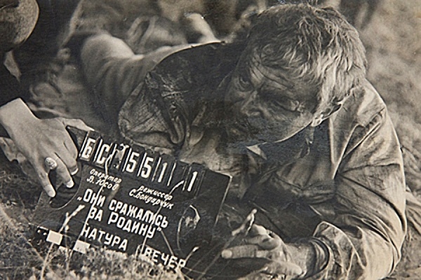 Фото: На съемках фильма Они сражались за Родину, 1975 год