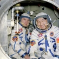 Международный экипаж космического корабля 