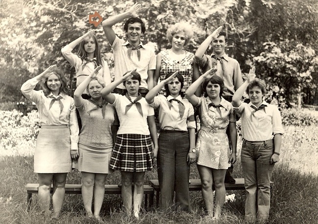 Фото: Станислав Садальский - вожатый в пионерлагере Орленок, 1975 год