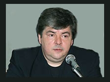 Фото: Олег Вакуловский - один из первых ведущих программы Взгляд